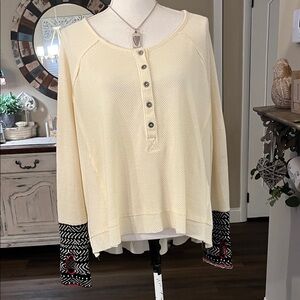 Vintage Havana Cream Button-Up Shirt with Black and Red Cuffs